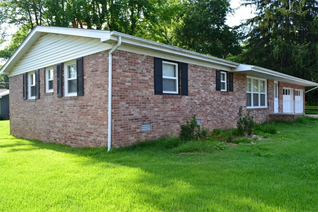 Property Photo: 420 Natchez Trace Drive AR 72601