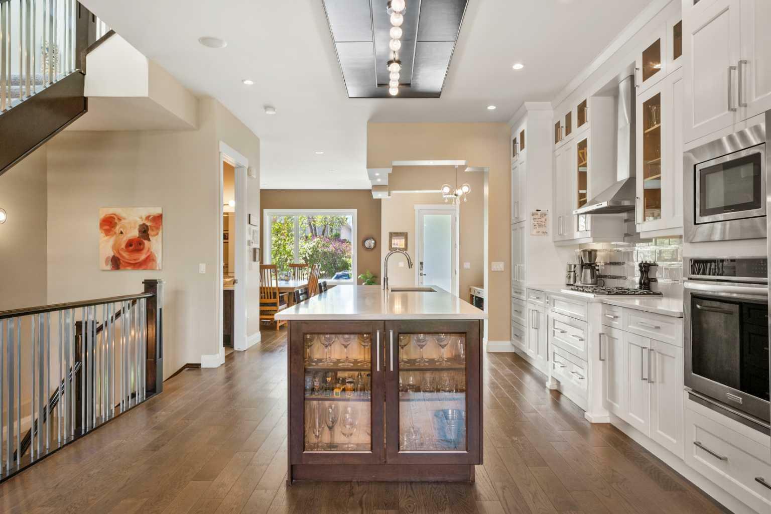 Property Photo: 620 15 Street NW AB T2N 2A9