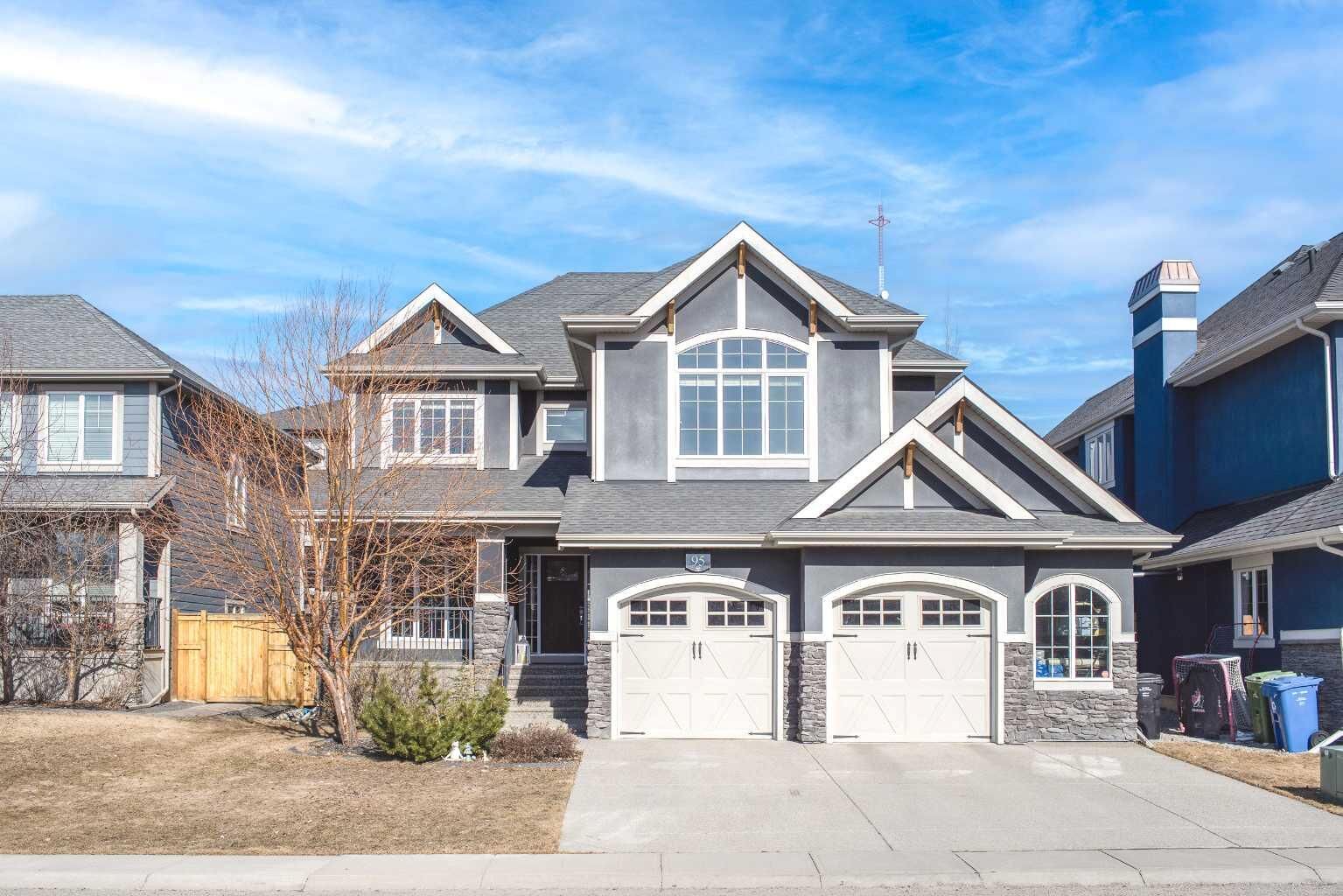 Property Photo: 95 Aspen Dale Way SW AB T3H 0S1