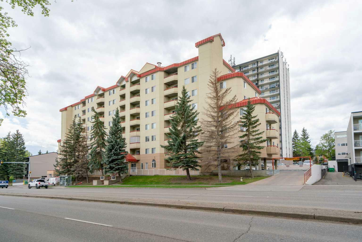 Property Photo: 2011 University Drive NW 103 AB T2N 4T4