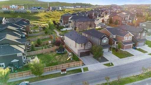 Property Photo: 283 Nolan Hill Boulevard NW AB T3R 0P6