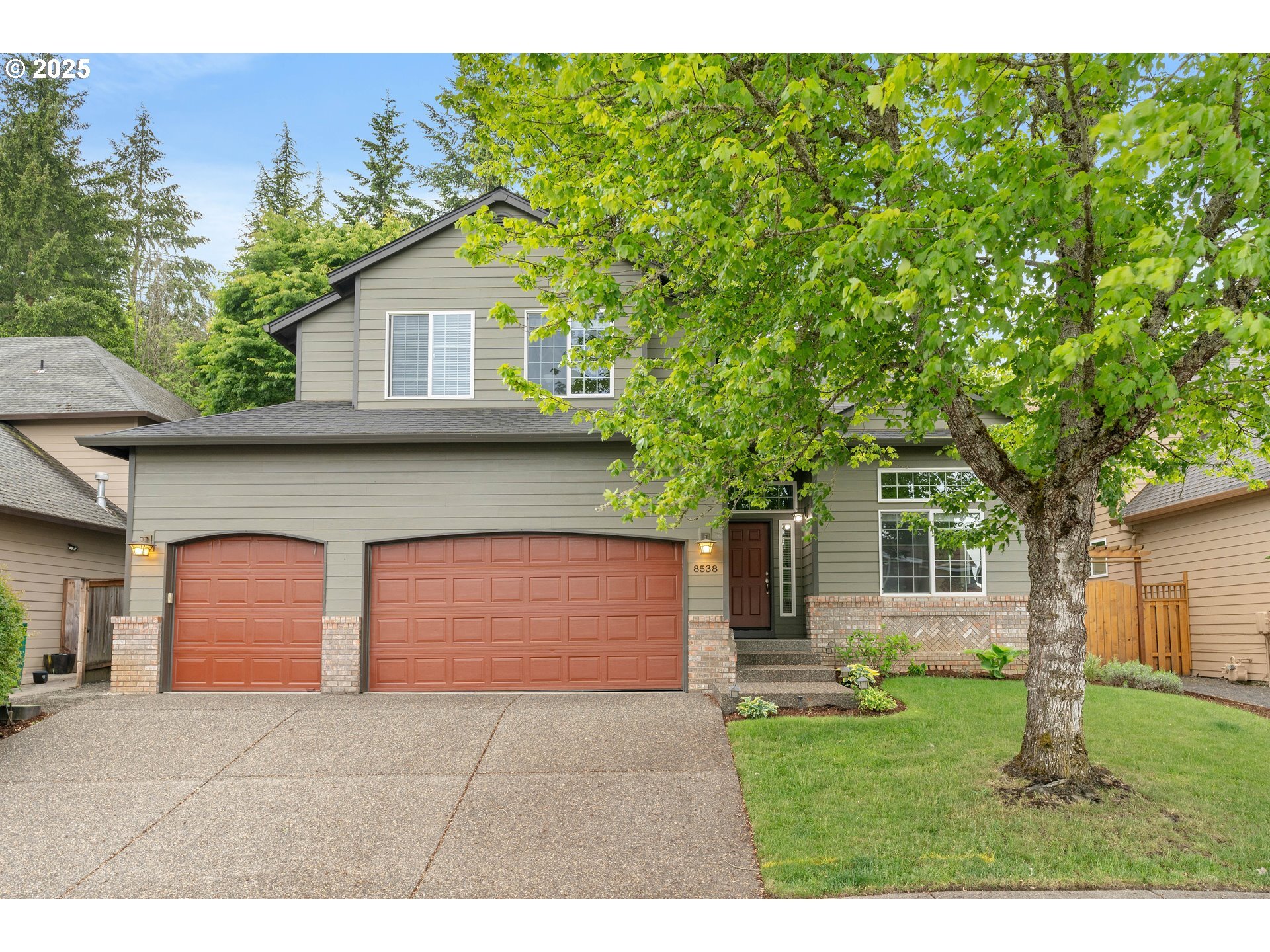 Property Photo: 8538 SW Charlotte Dr OR 97007