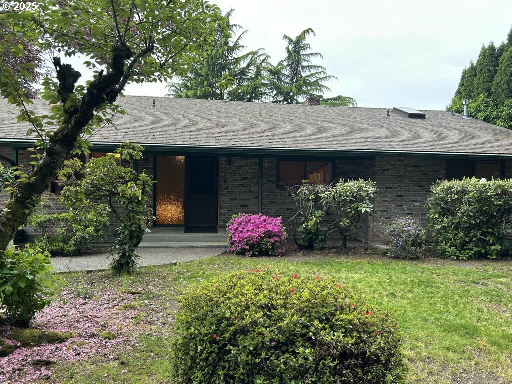 Property Photo: 1206 NE 66th St WA 98665