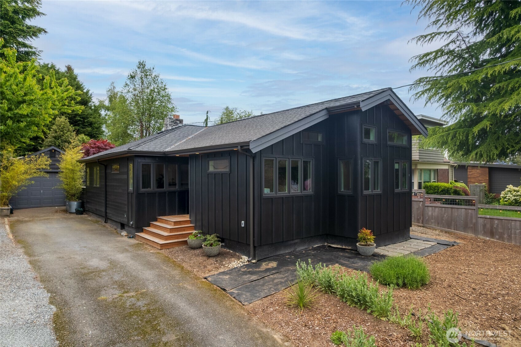 Property Photo: 3550 SW 110th Street WA 98146