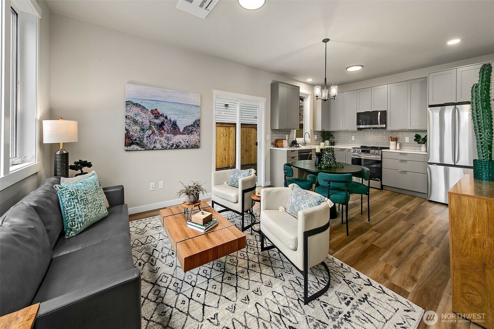 Property Photo:  706 N 107th Street  WA 98133 