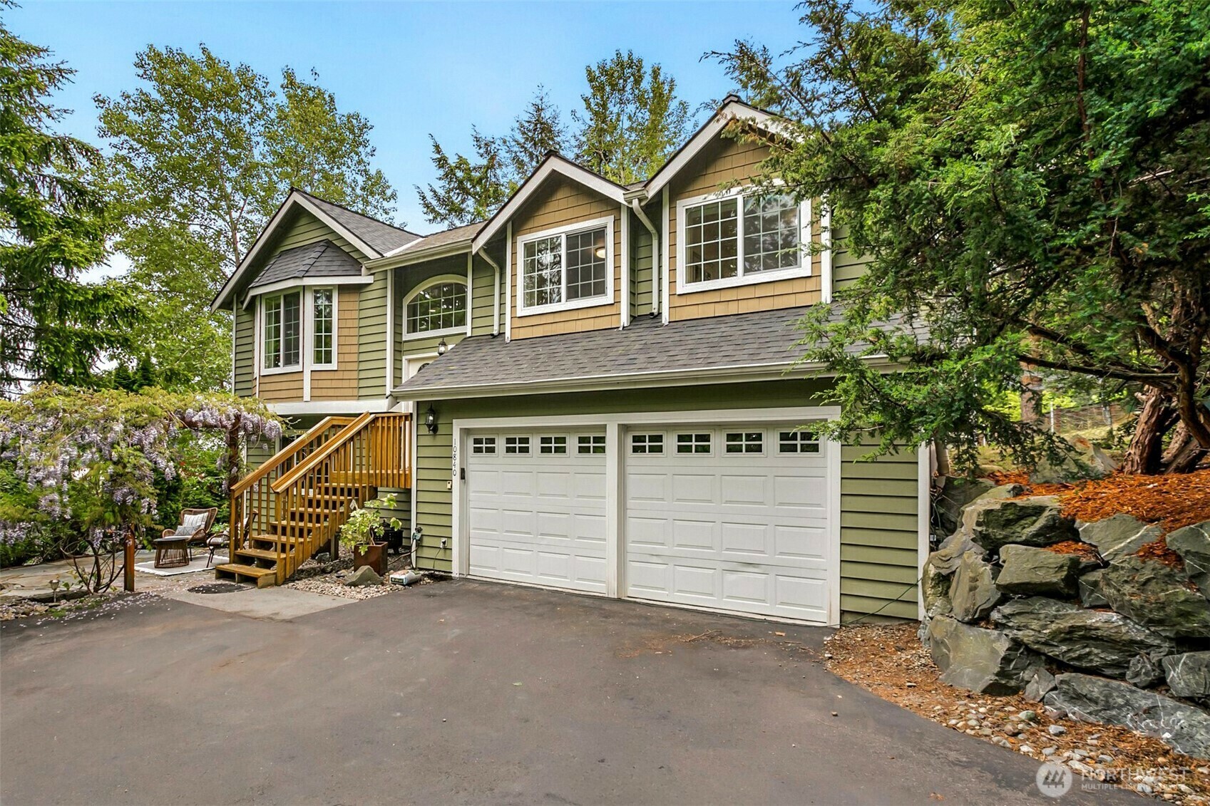 10840  24th Avenue NE  Seattle WA 98125 photo