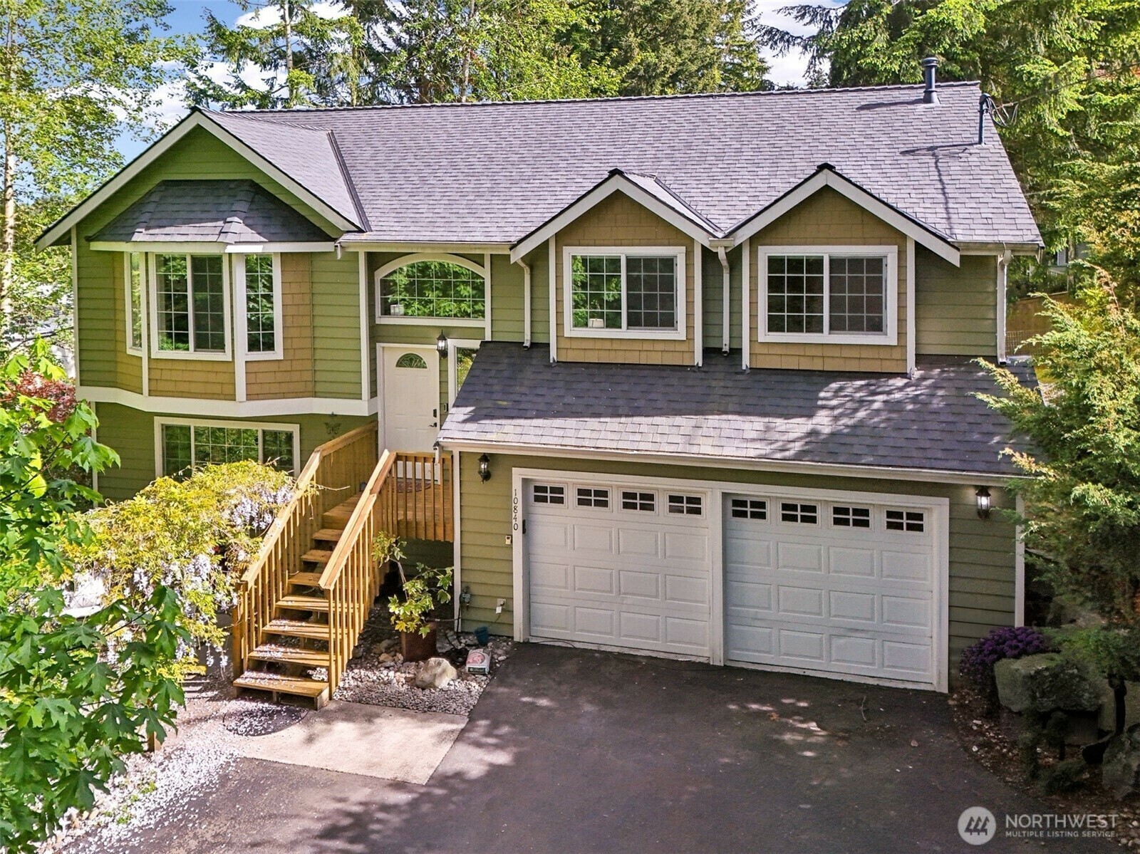 10840  24th Avenue NE  Seattle WA 98125 photo