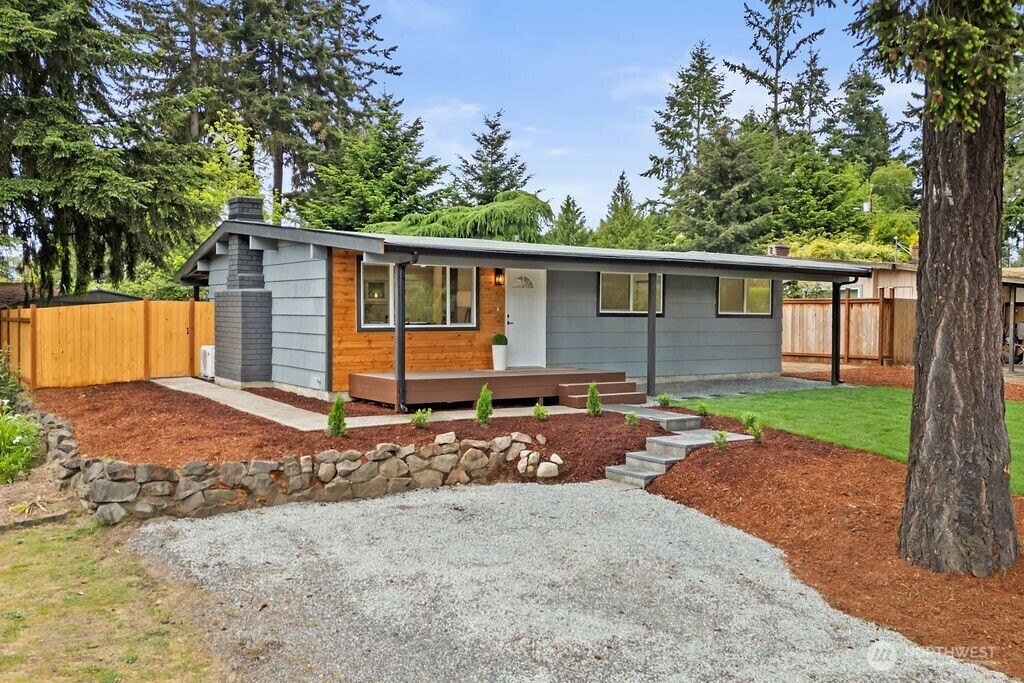 Property Photo: 20115 Des Moines Memorial Drive WA 98198