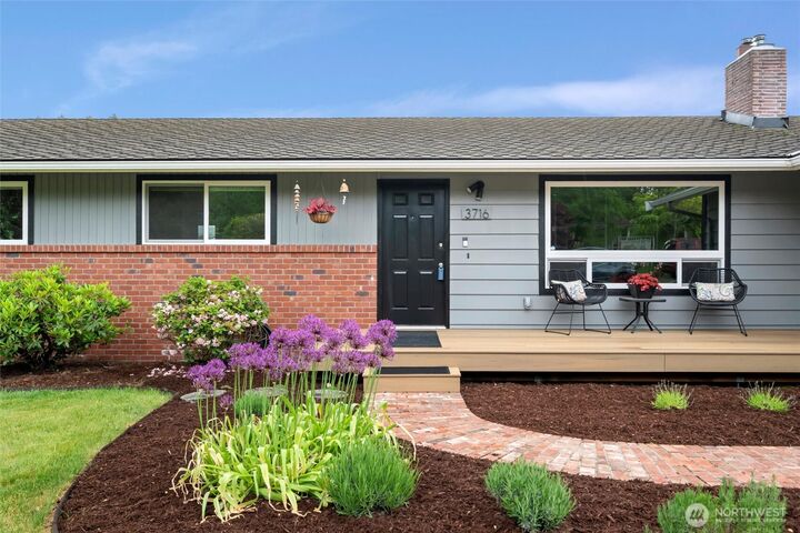 Property Photo:  3716  Silver Beach Avenue  WA 98226 