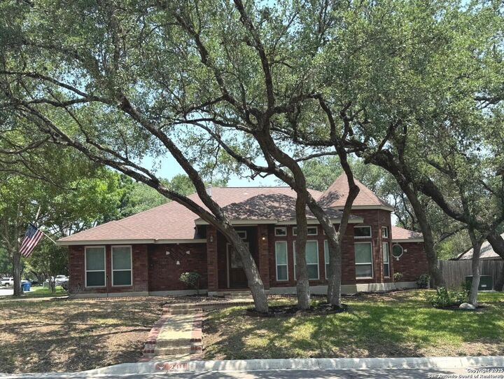 Property Photo: 2411 Kelso TX 78248