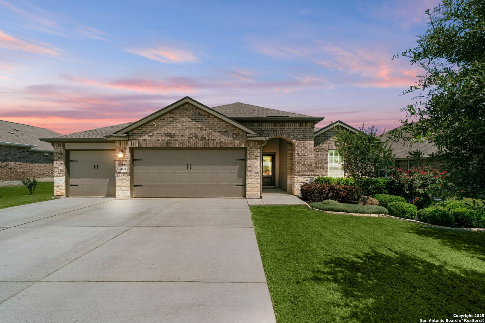Property Photo: 6038 Ballast Trl TX 78132