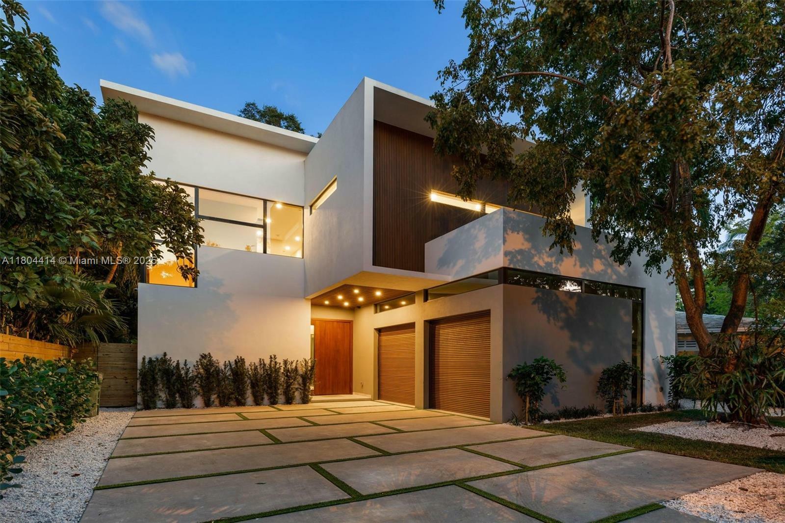 Property Photo: 2805 Freeman St FL 33133