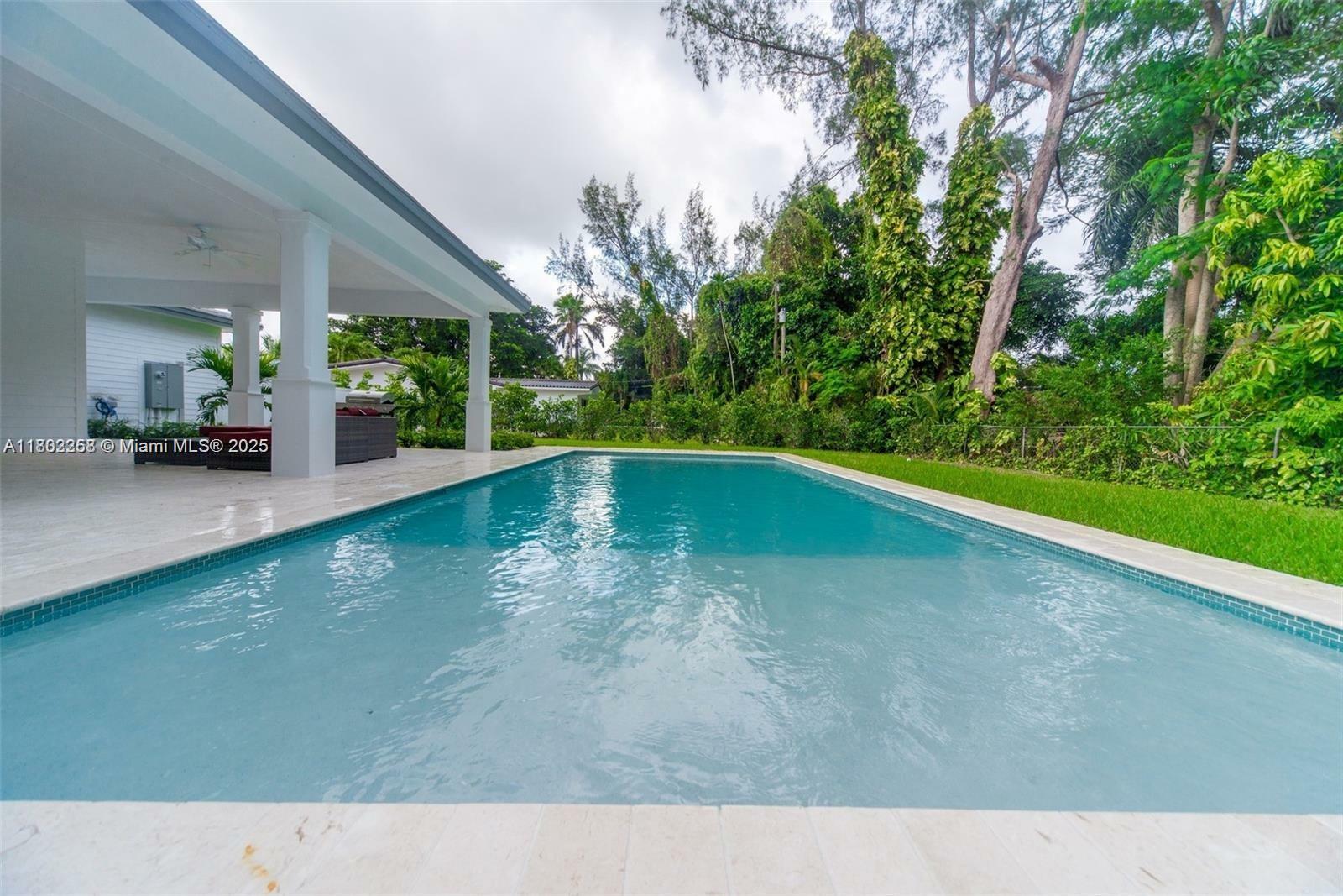 4405 SW 64th Ct  Miami FL 33155 photo