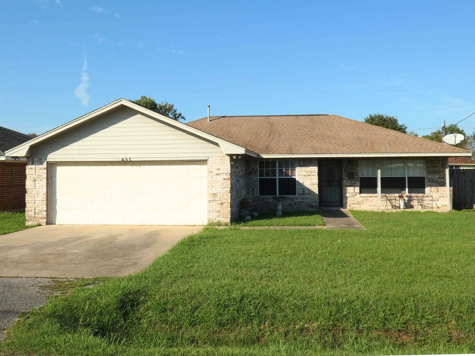 Property Photo:  485 Neicy St  TX 77701-6120 