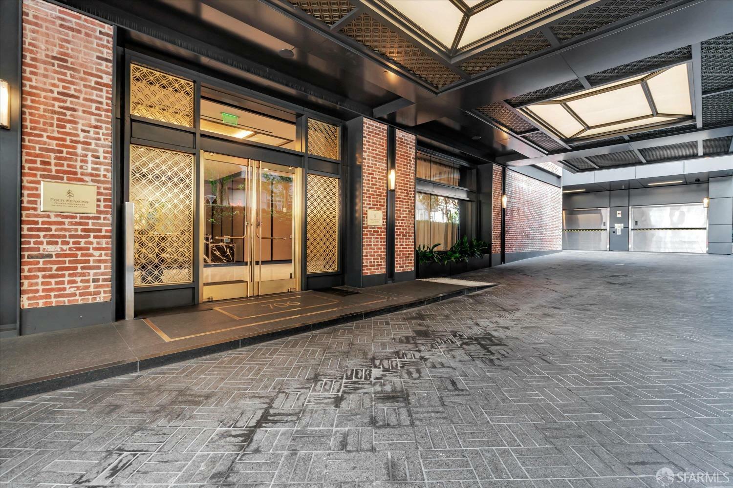 Property Photo: 706 Mission Street 16B CA 94103