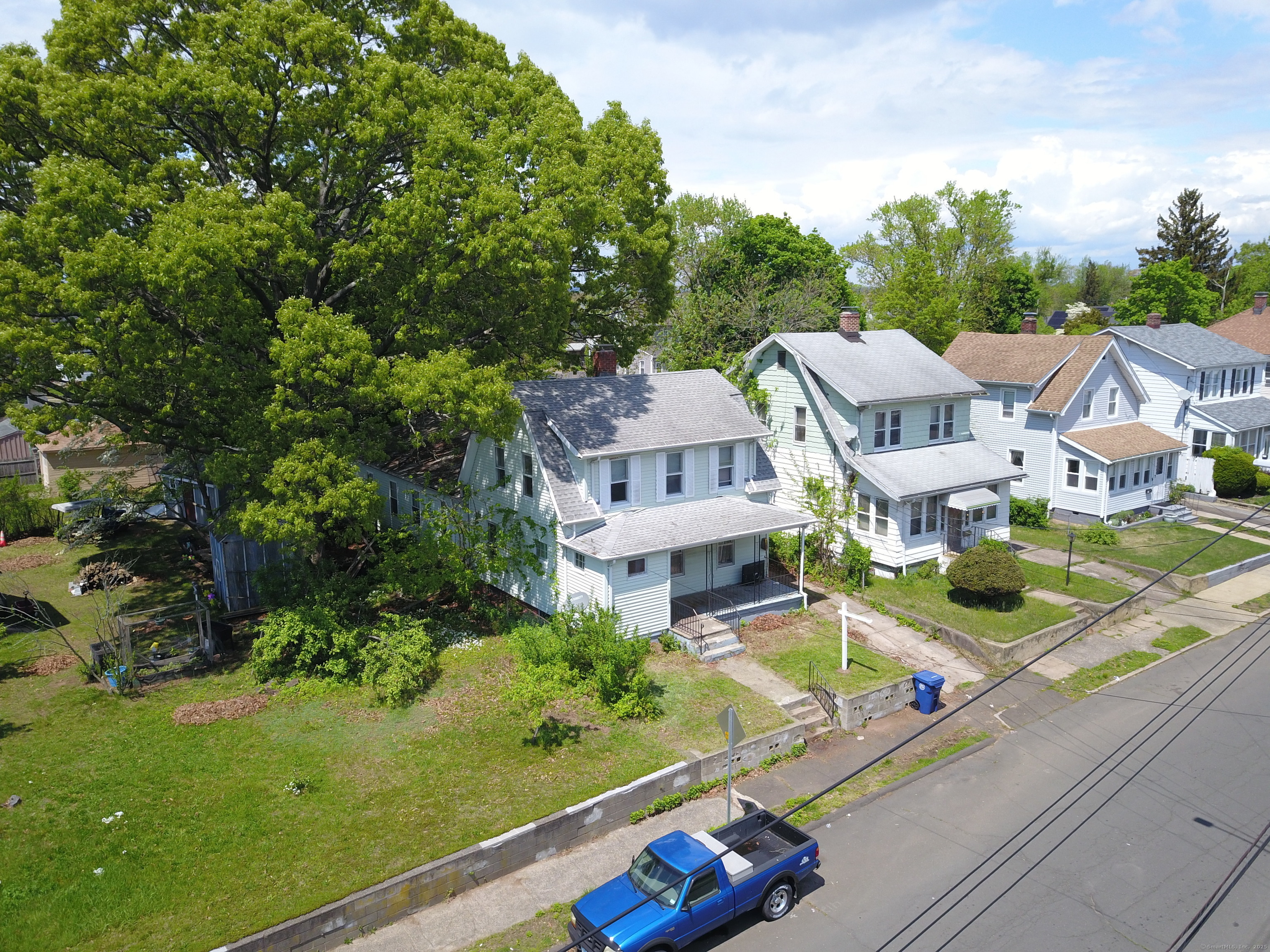 Property Photo: 75 Clifton Street CT 06516