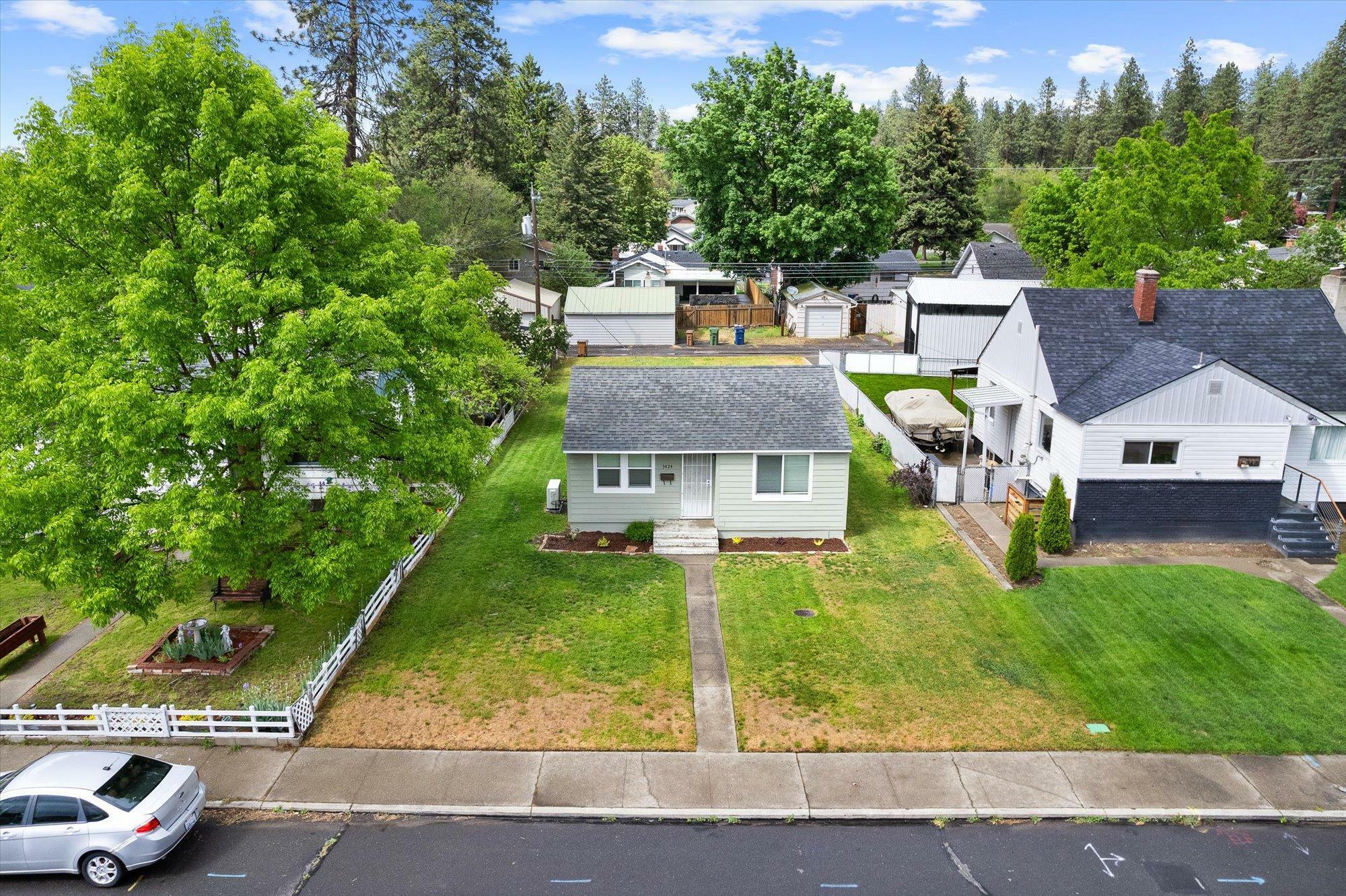 Property Photo: 3424 W Princeton Ave WA 99205