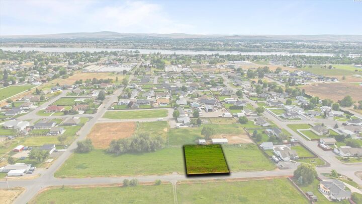 Property Photo:  6505 W Wernett Rd #2  WA  