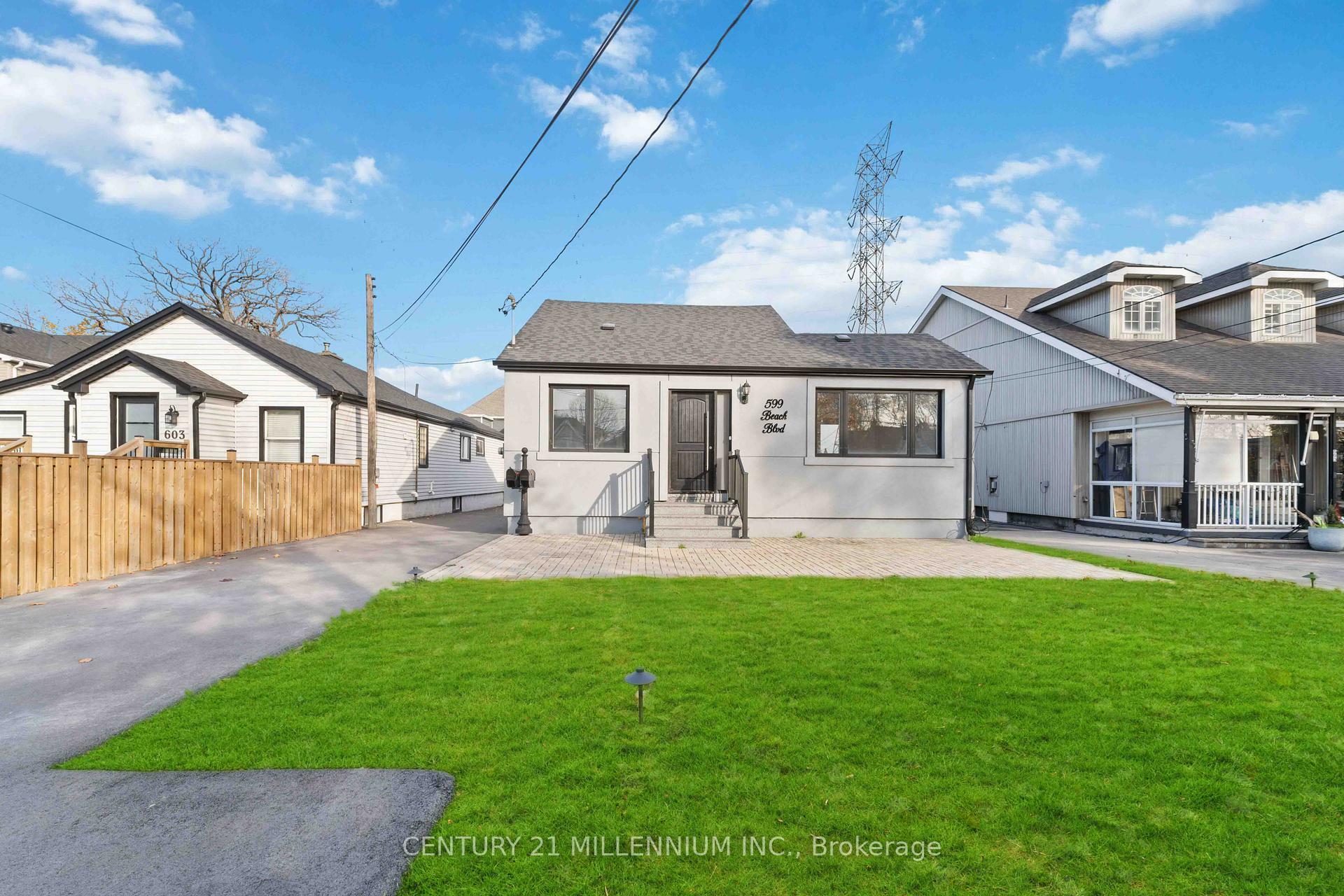 Property Photo:  599 Beach Boulevard  ON L8H 6X8 