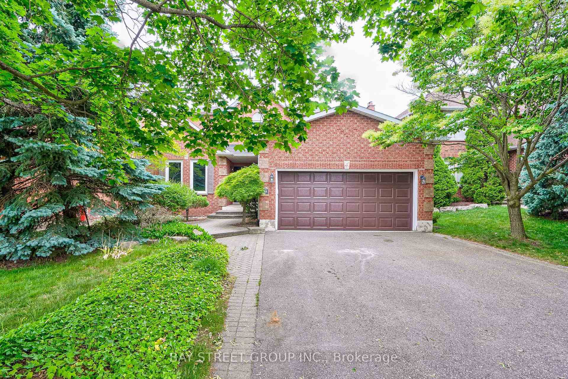 Property Photo: 1122 Lambton Drive ON L6J 7P3