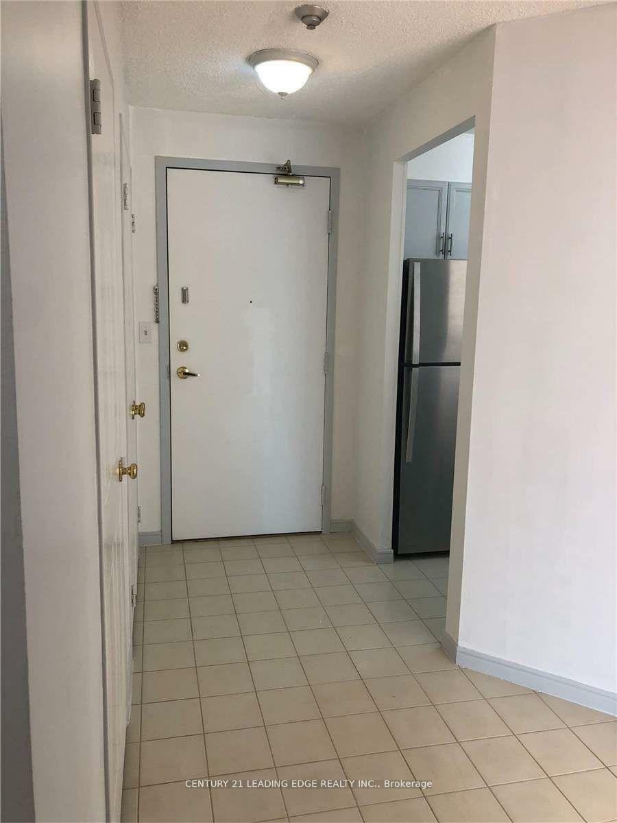 Photo de la propriété:  400 McLevin Avenue 310  ON M1B 5J4 
