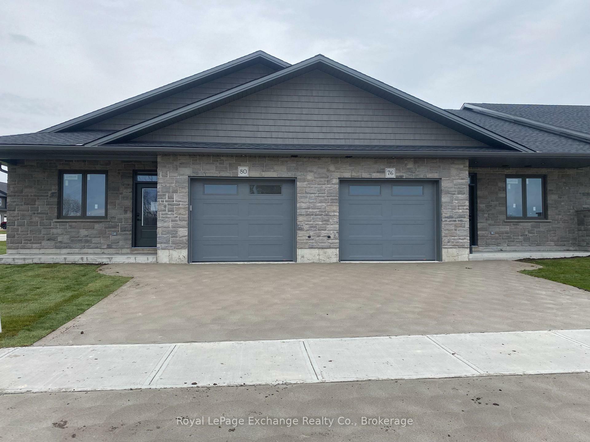 72 Mercedes Crescent W  Kincardine ON N2Z 1G8 photo