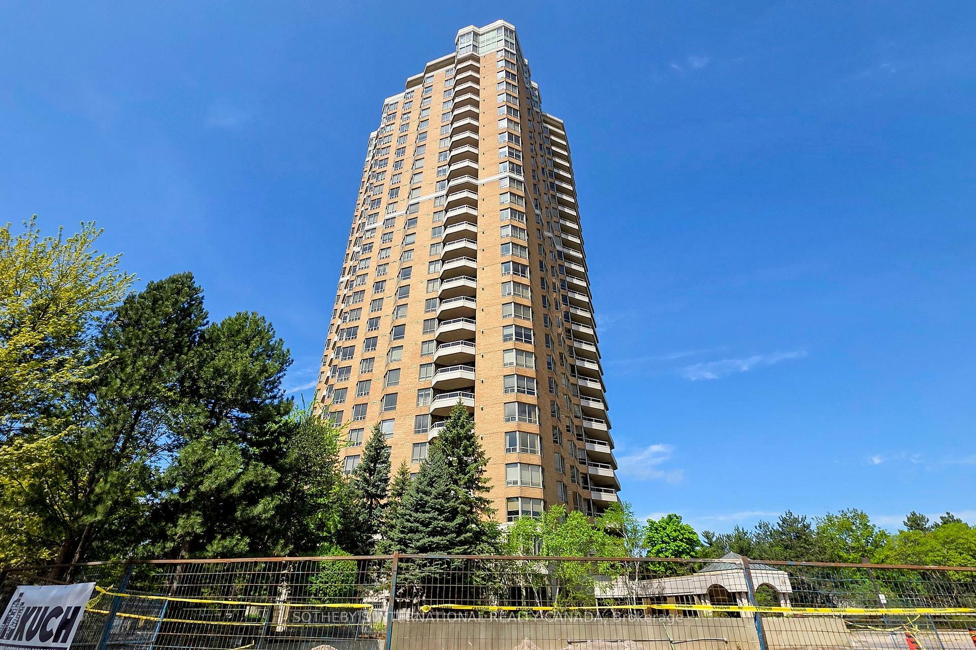 Property Photo: 89 Skymark Drive 611 ON M2H 3S6