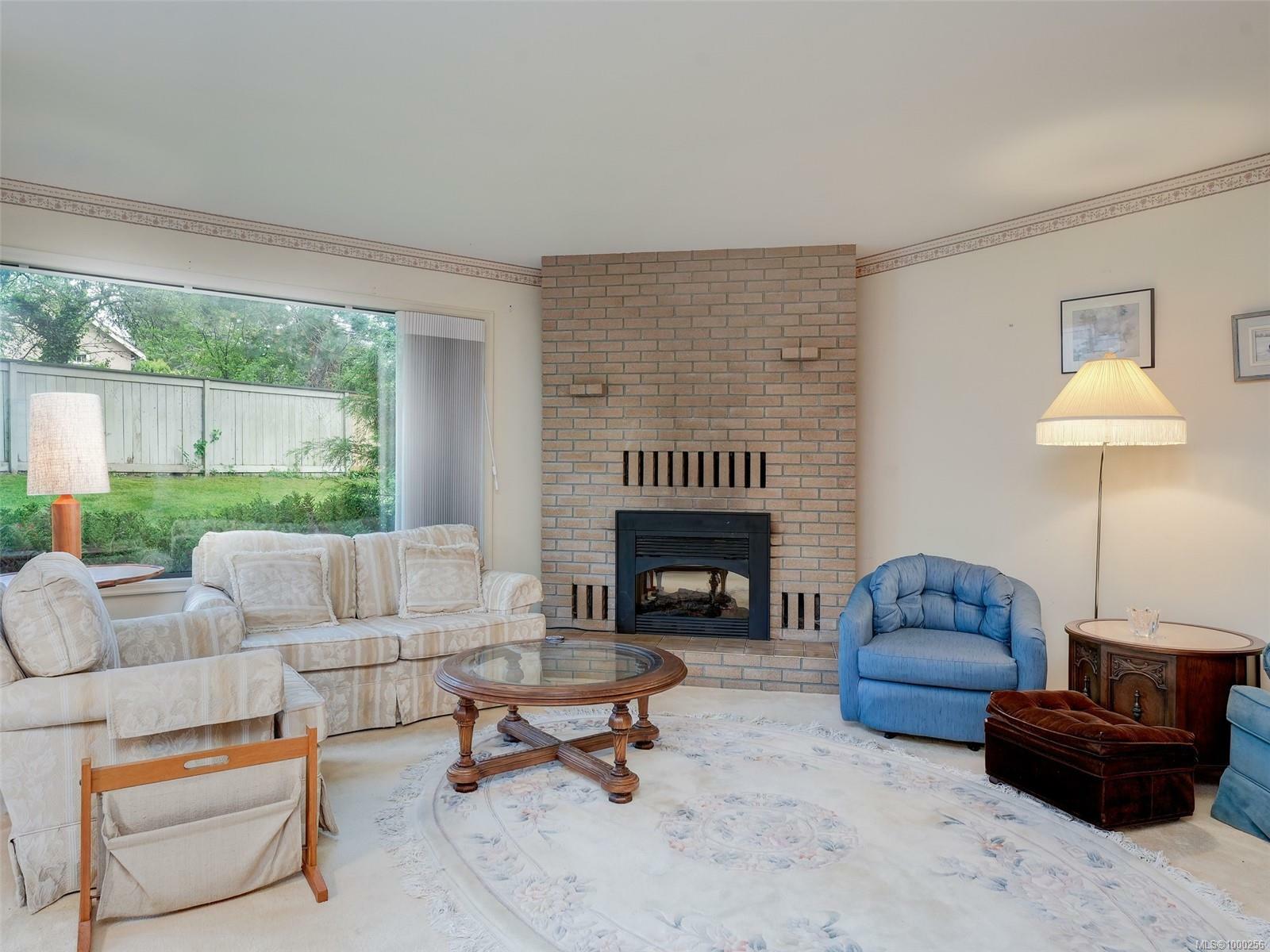Property Photo: 1309 McKenzie Ave 7 BC V8P 2M1