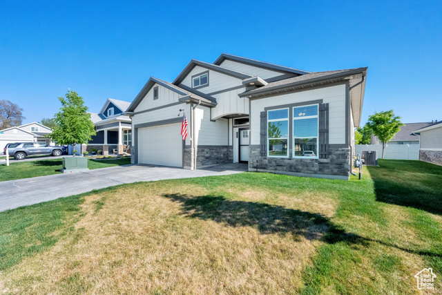 Property Photo: 2081 W Jackson Ln UT 84075