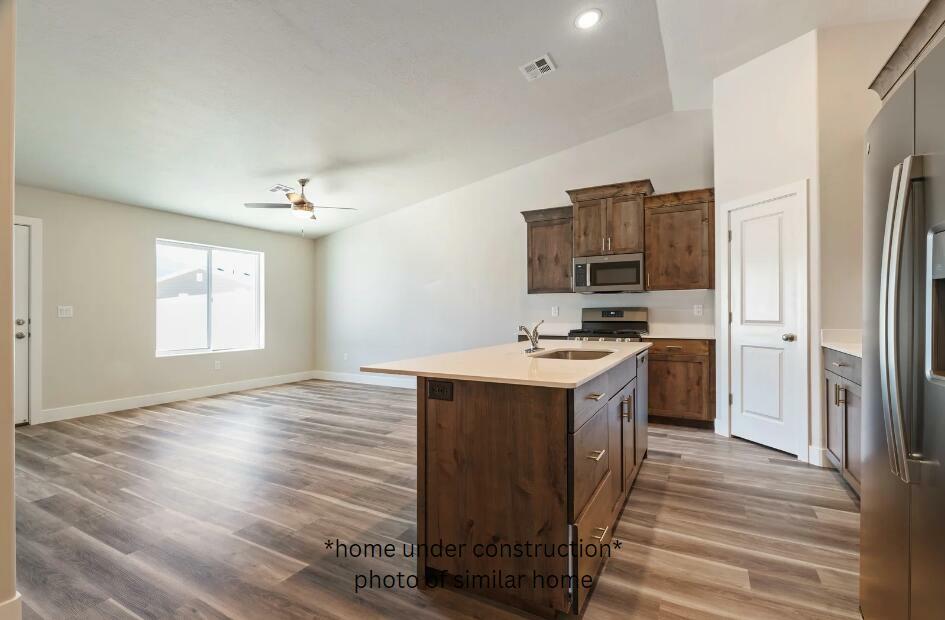 Property Photo:  542 W 2360 N  UT 84721 
