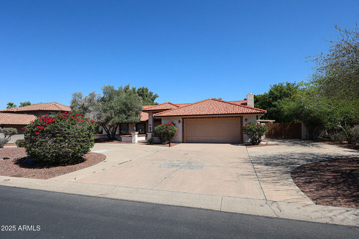 Property Photo:  6940 W Willow Avenue  AZ 85381 