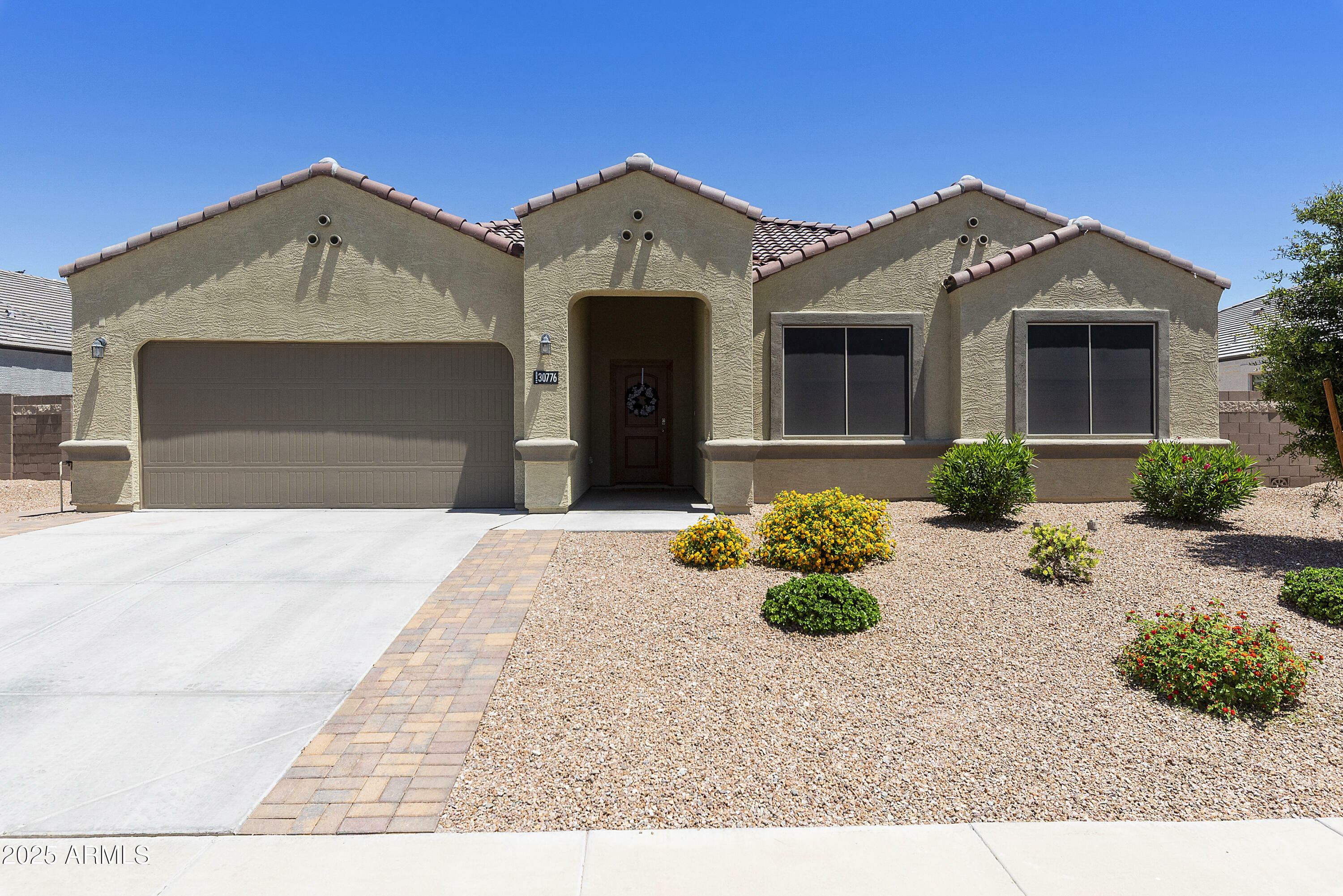 Property Photo: 30776 W Earll Drive AZ 85396