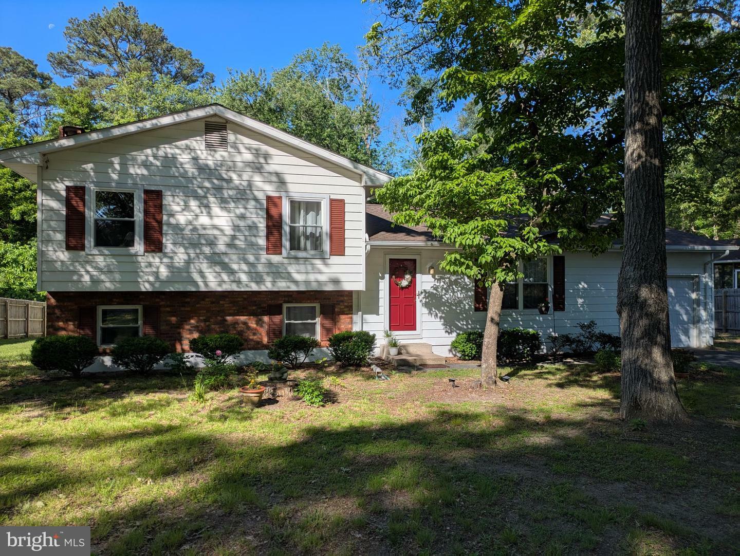 Property Photo: 6706 Oak Ridge Drive MD 21830