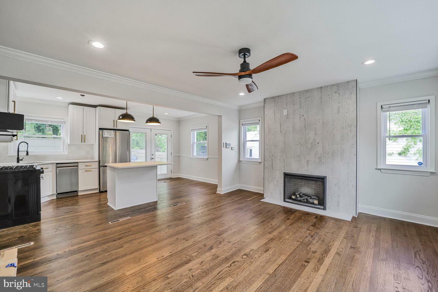 Property Photo: 3700 Southern Avenue SE DC 20020