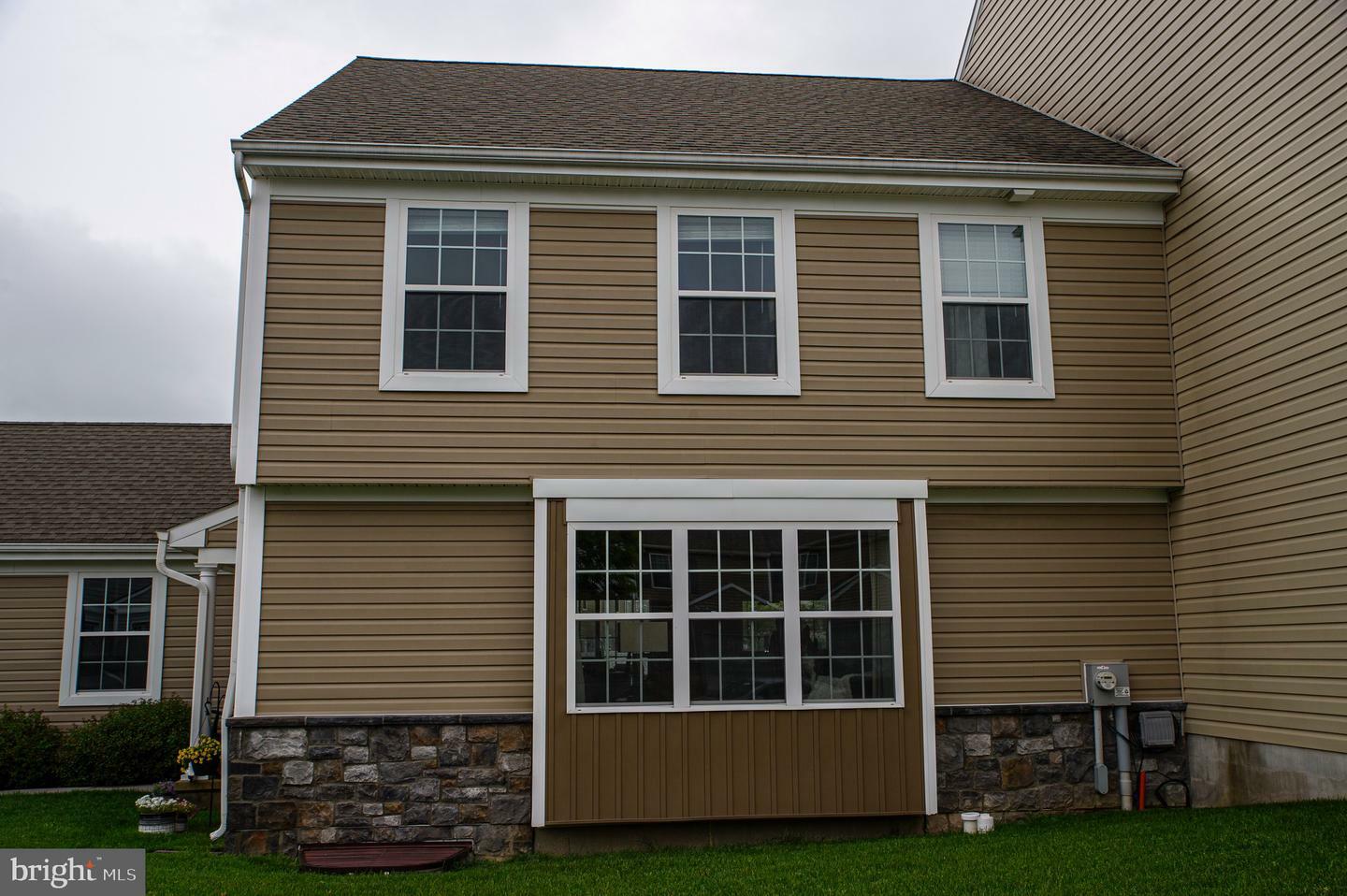 Property Photo: 320 Cedar Hollow PA 17545