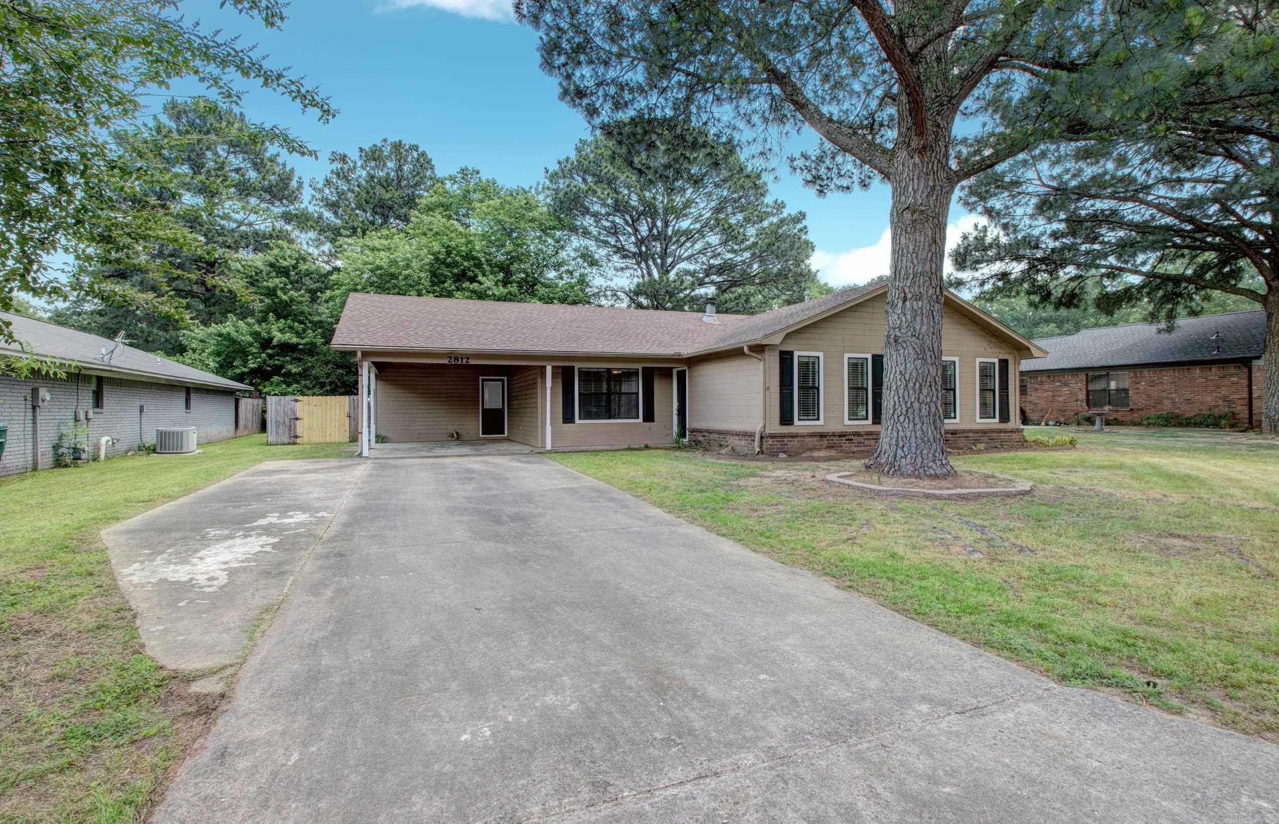 2812 Bruce  Conway AR 72034 photo