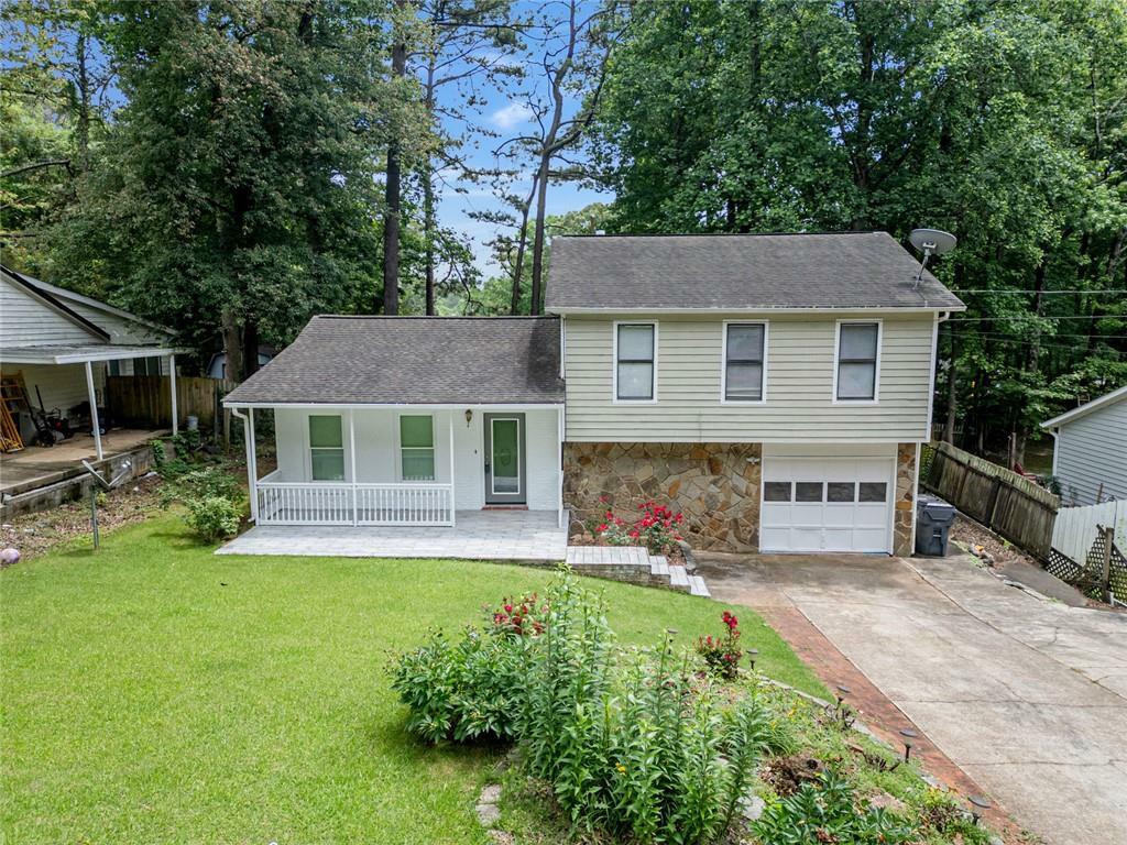 Property Photo: 3227 Fescue Circle GA 30044