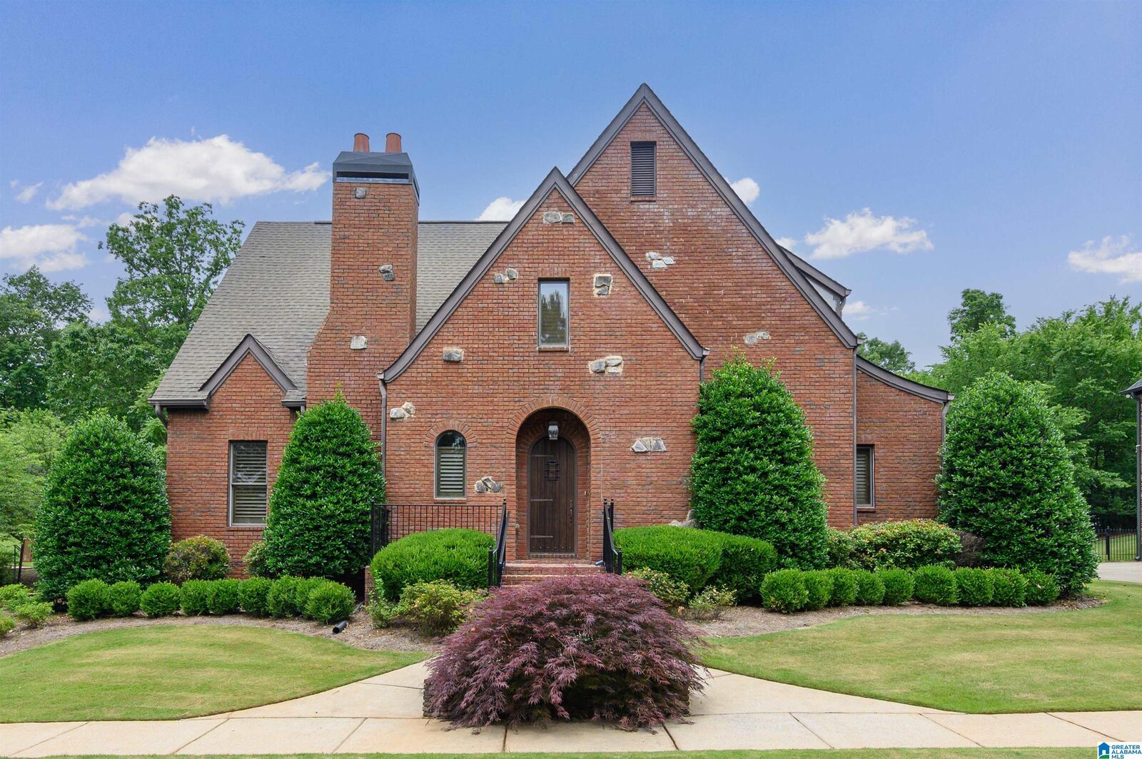 Property Photo: 5226 Mountain Ridge Parkway AL 35222