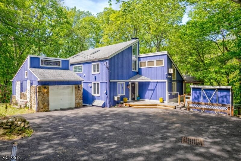 Property Photo:  17 Summit Rd  NJ 07945 