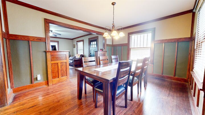 Property Photo: 1415 46th Street IA 50311