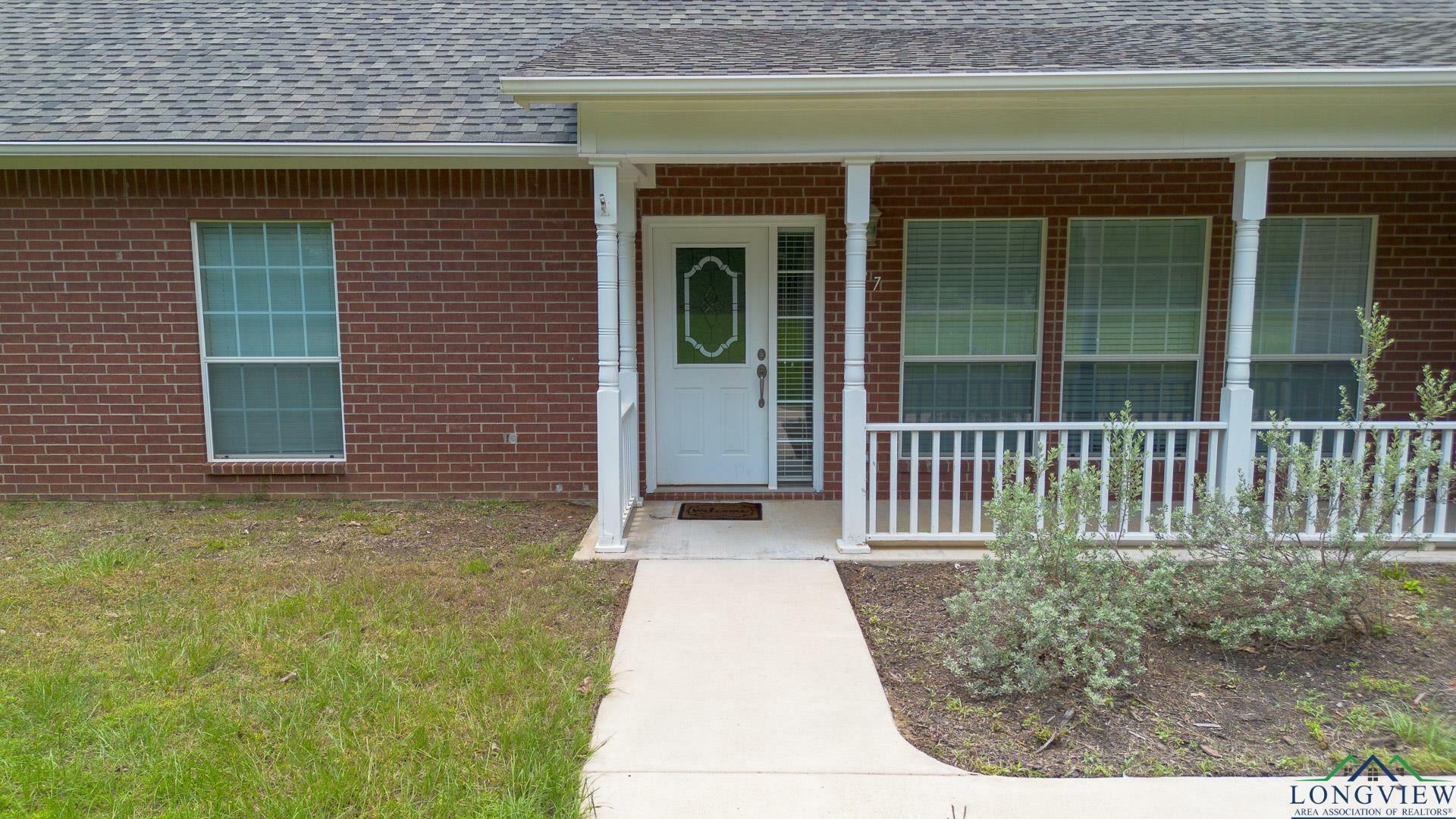 Property Photo: 727 Green St. TX 75647