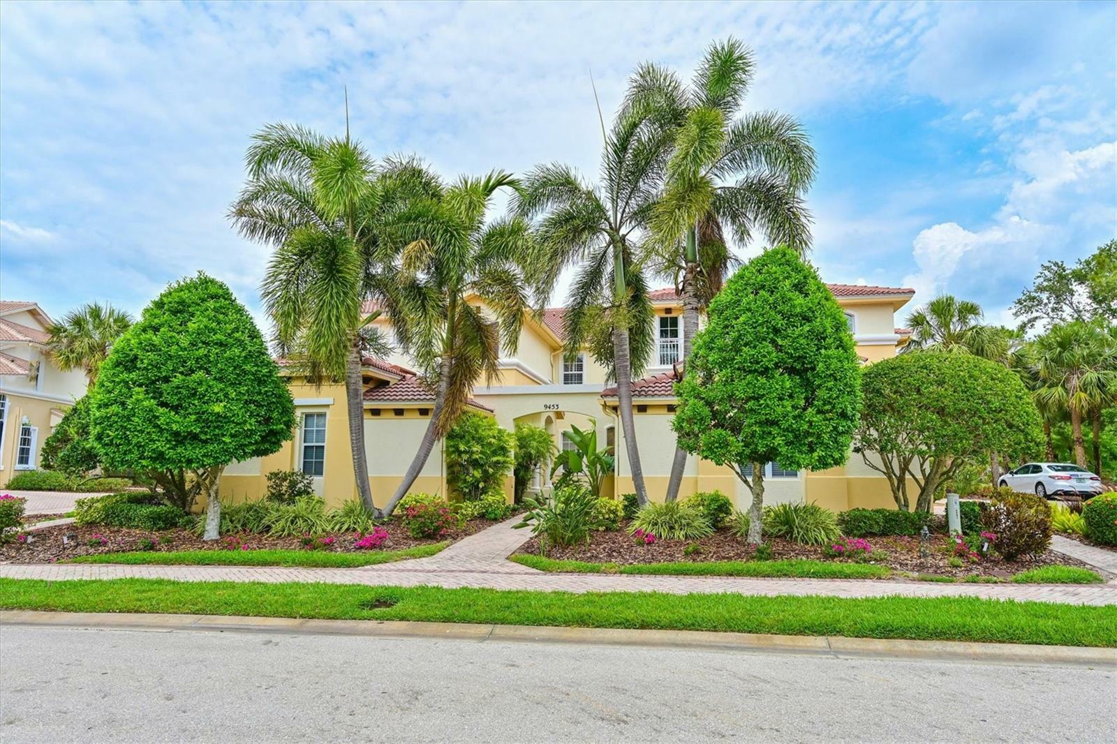 Property Photo:  9453 Discovery Terrace 202D  FL 34212 