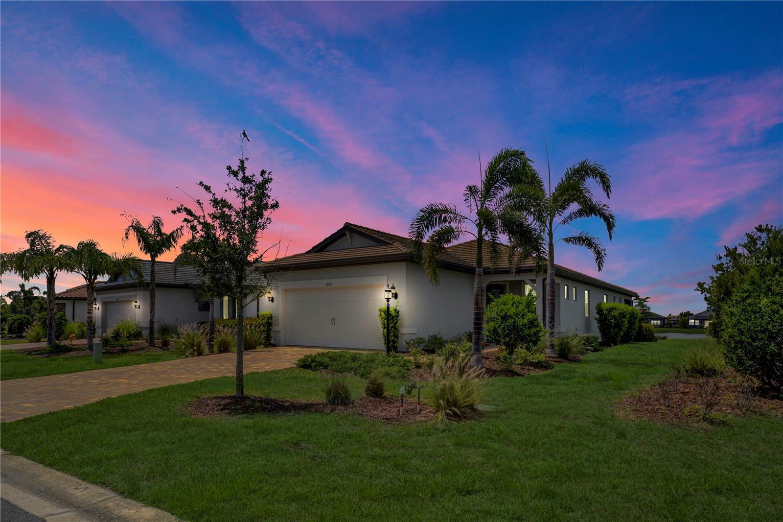 Property Photo: 17725 Northwood Pl. FL 34202