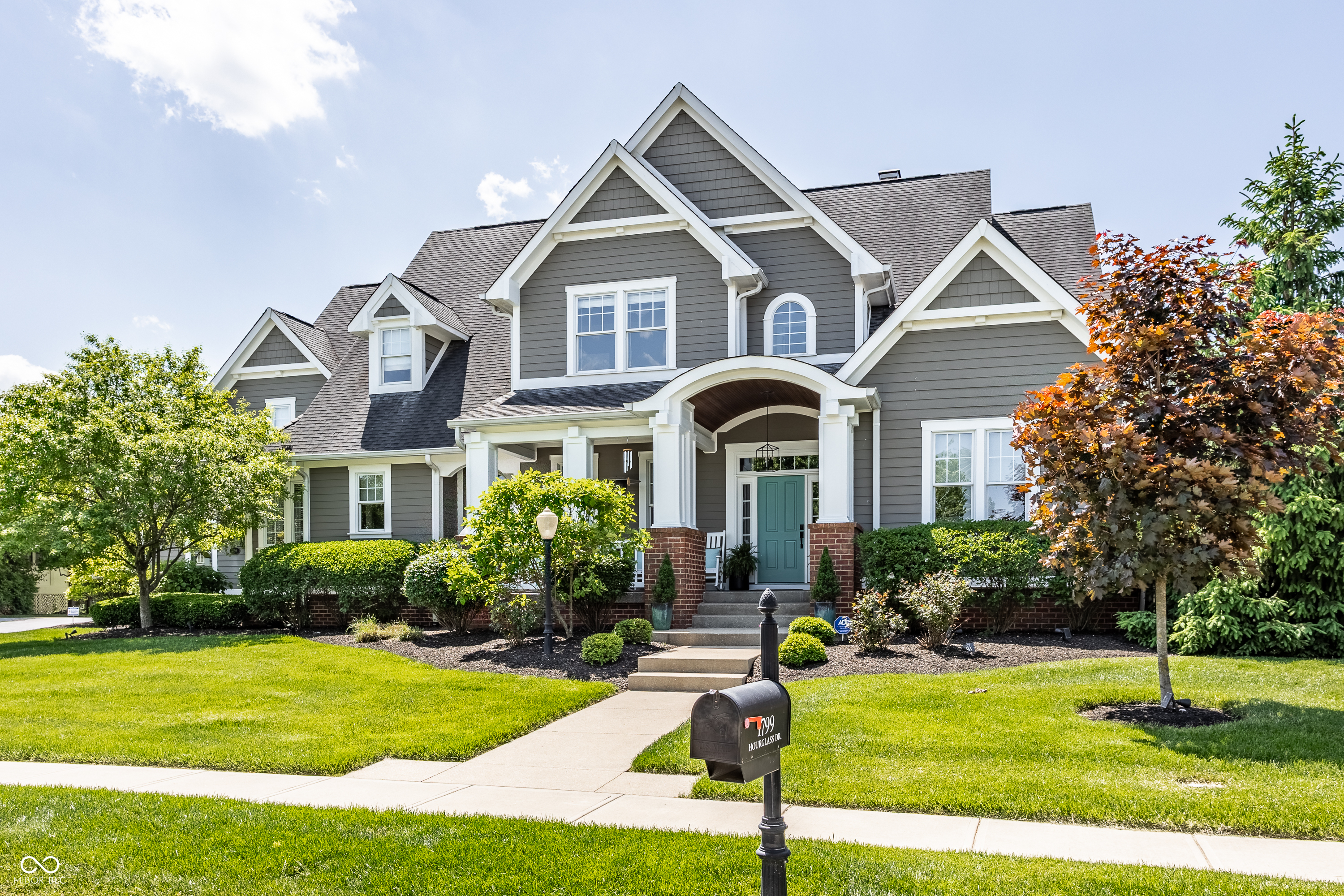 Property Photo: 1799 Hourglass Drive IN 46032