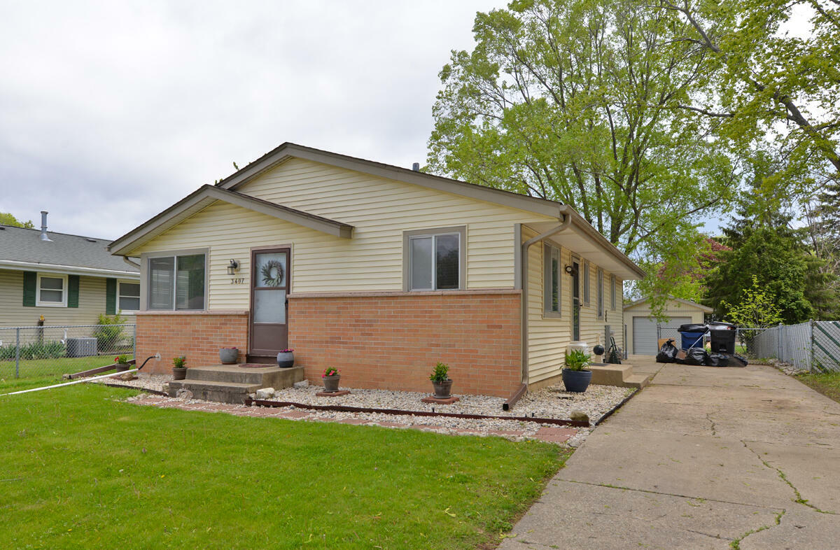 Property Photo:  3407 Kentucky St  WI 53405 