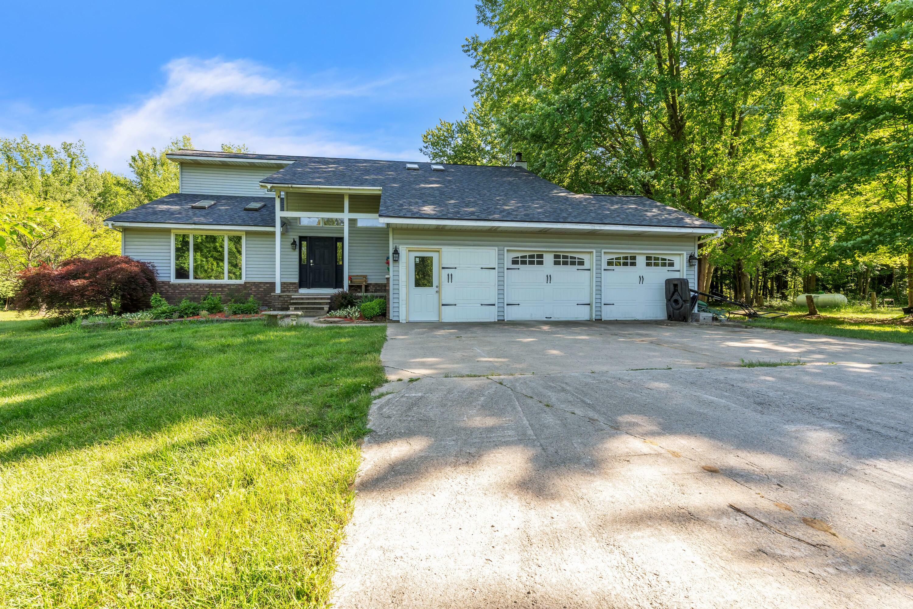 65505 M 43  Bangor MI 49013 photo