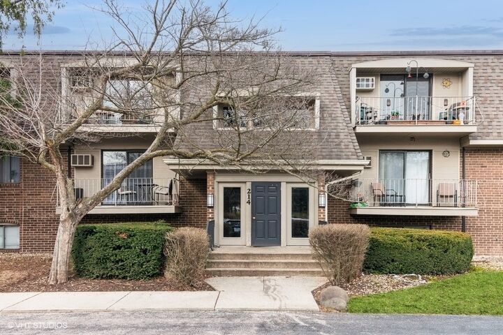214 E Bailey Road J  Naperville IL 60565 photo