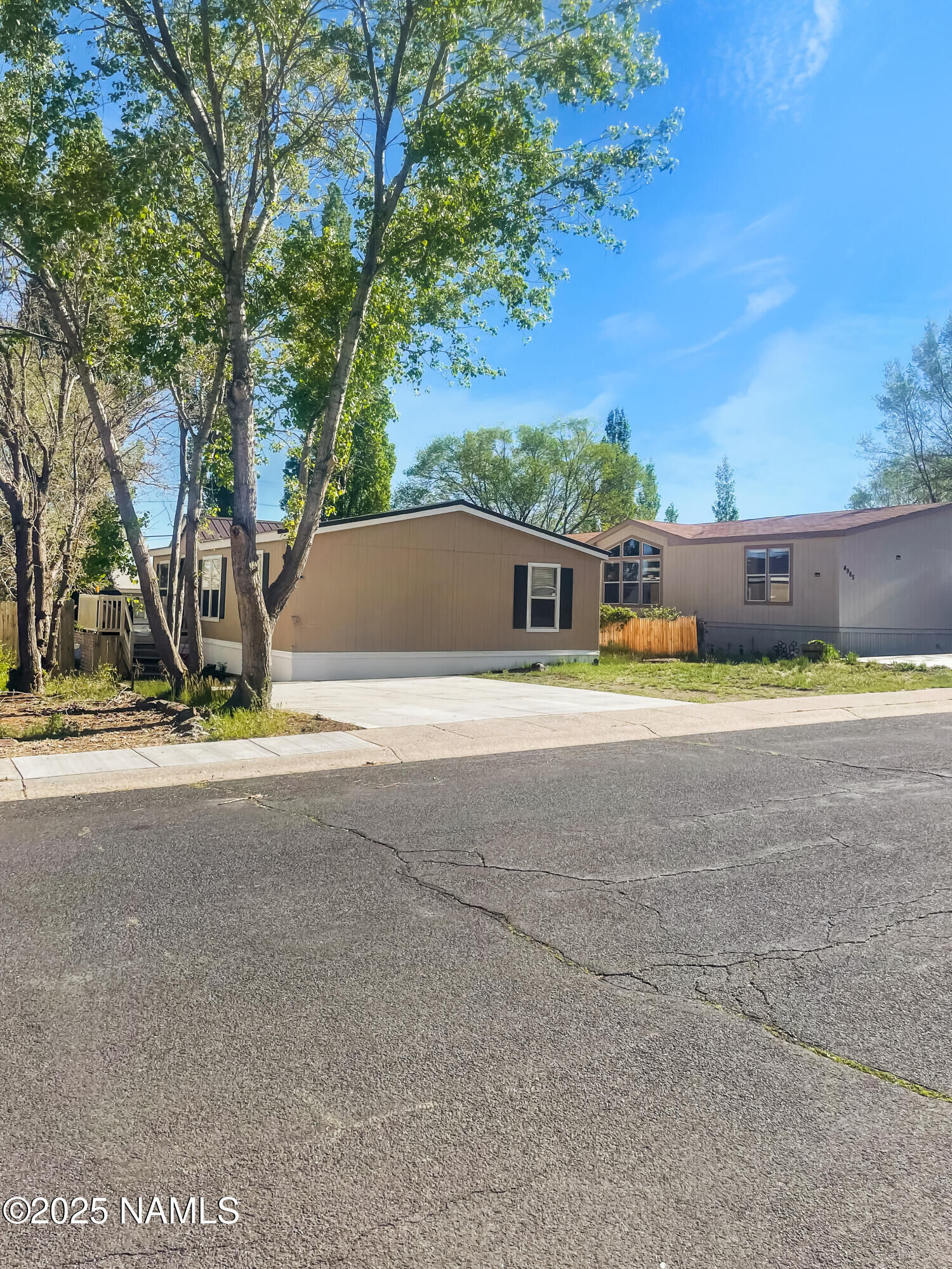 Property Photo: 4975 E Dean Avenue AZ 86004