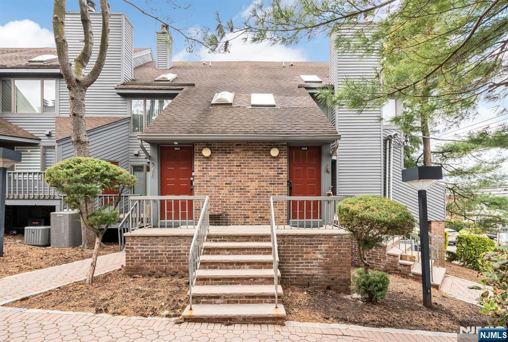 Property Photo: 1566 Anderson Avenue 66J NJ 07024