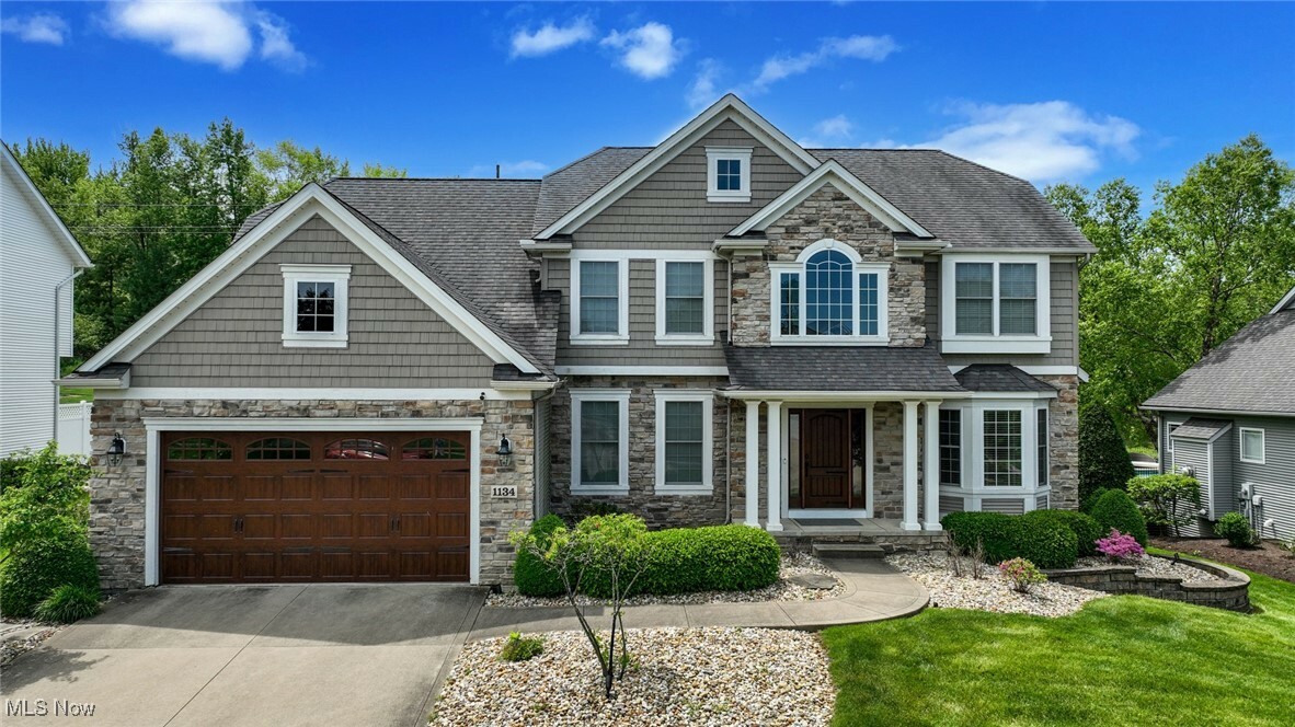 Property Photo: 1134 Willow Bend Drive OH 44256